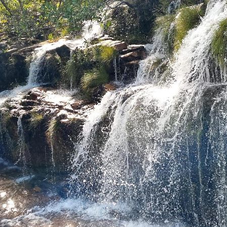 Casal Ostara Begonia Hotel Alto Paraiso de Goias Luaran gambar